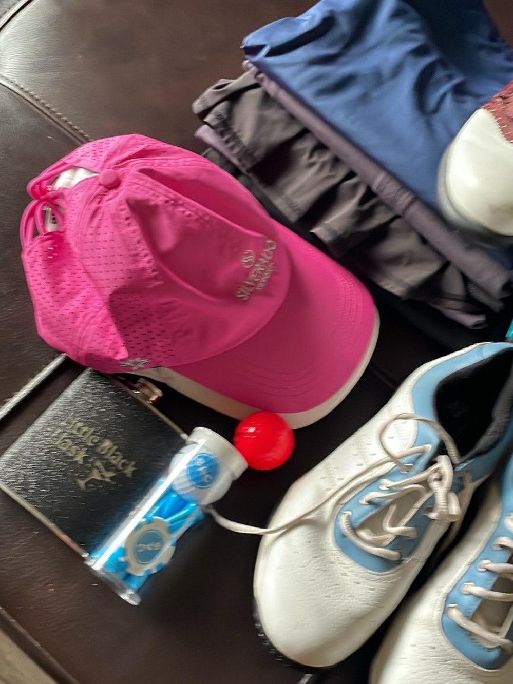 Women’s golf bundle L-XL - Picture 7 of 7